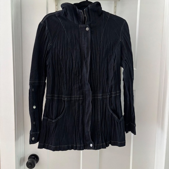 Tribal Women's Denim Dark wash Crinkled Textured Jacket Button Collared Medium - Picture 1 of 7